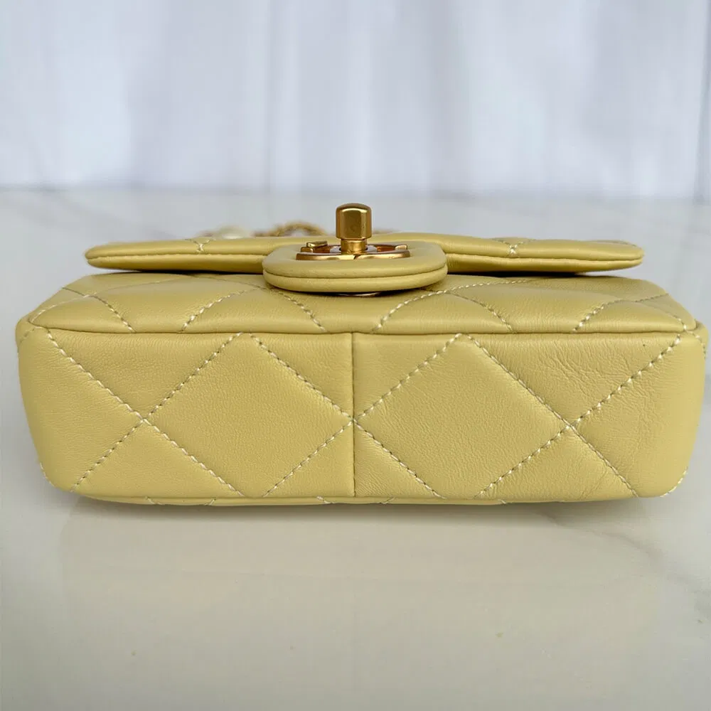 Chanel MINI FLAP BAG — image 3
