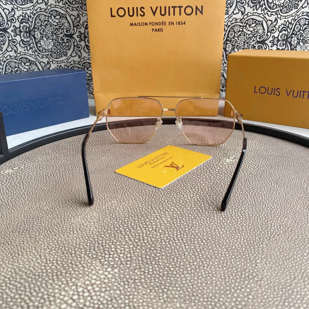 LV SUNGLASSES — image 8