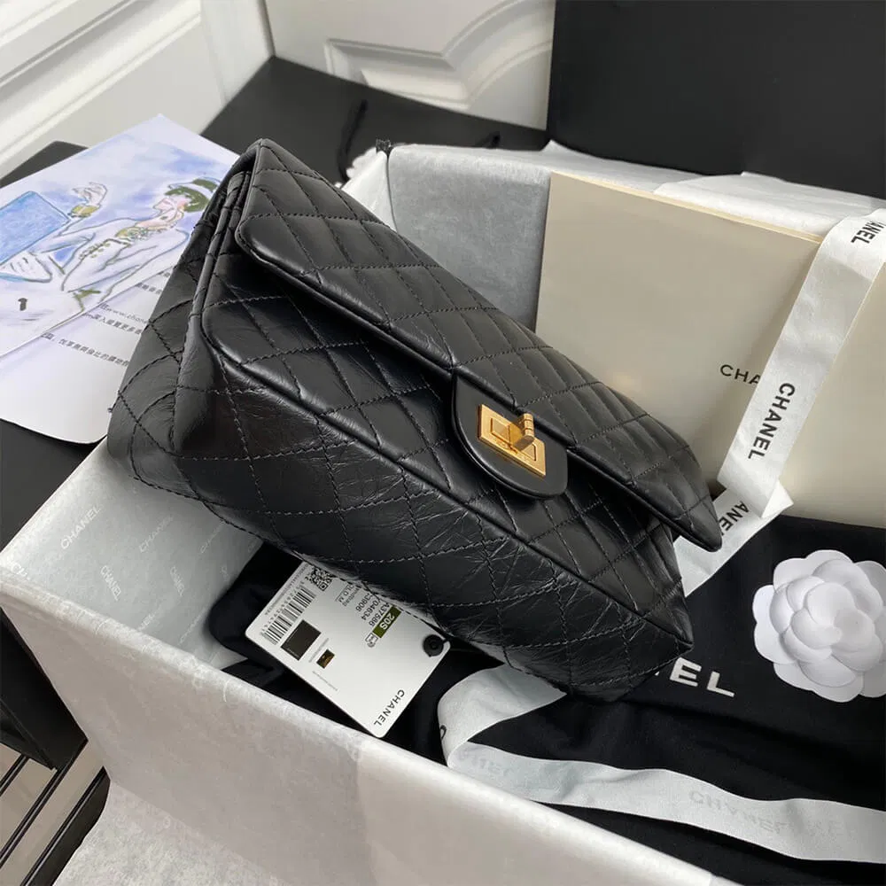 CHANEL 2.55 HANDBAG — image 2