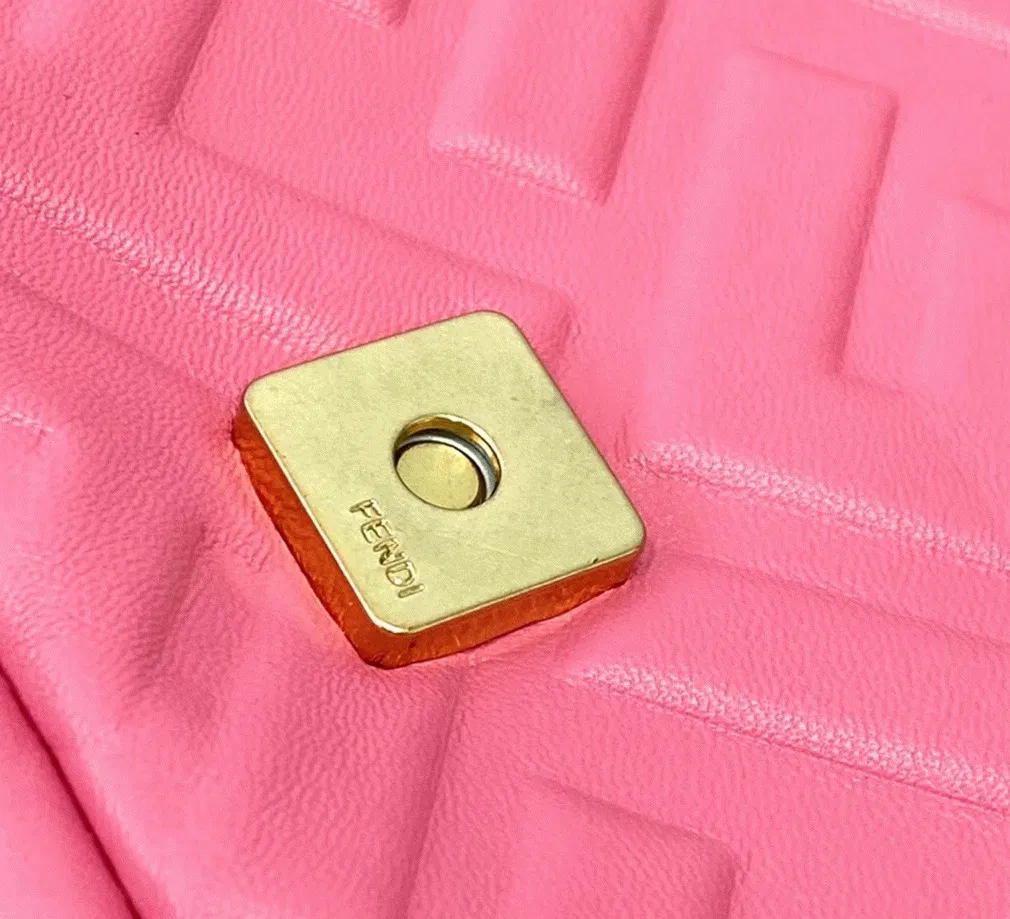Top Quality Fendi Small Baguette Bag In Pink FF — image 10