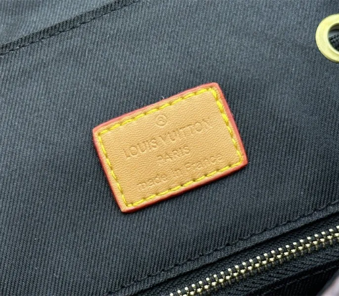 Louis Vuitton Monogram Craggy Christopher MM Backpack In Chocolate — image 7
