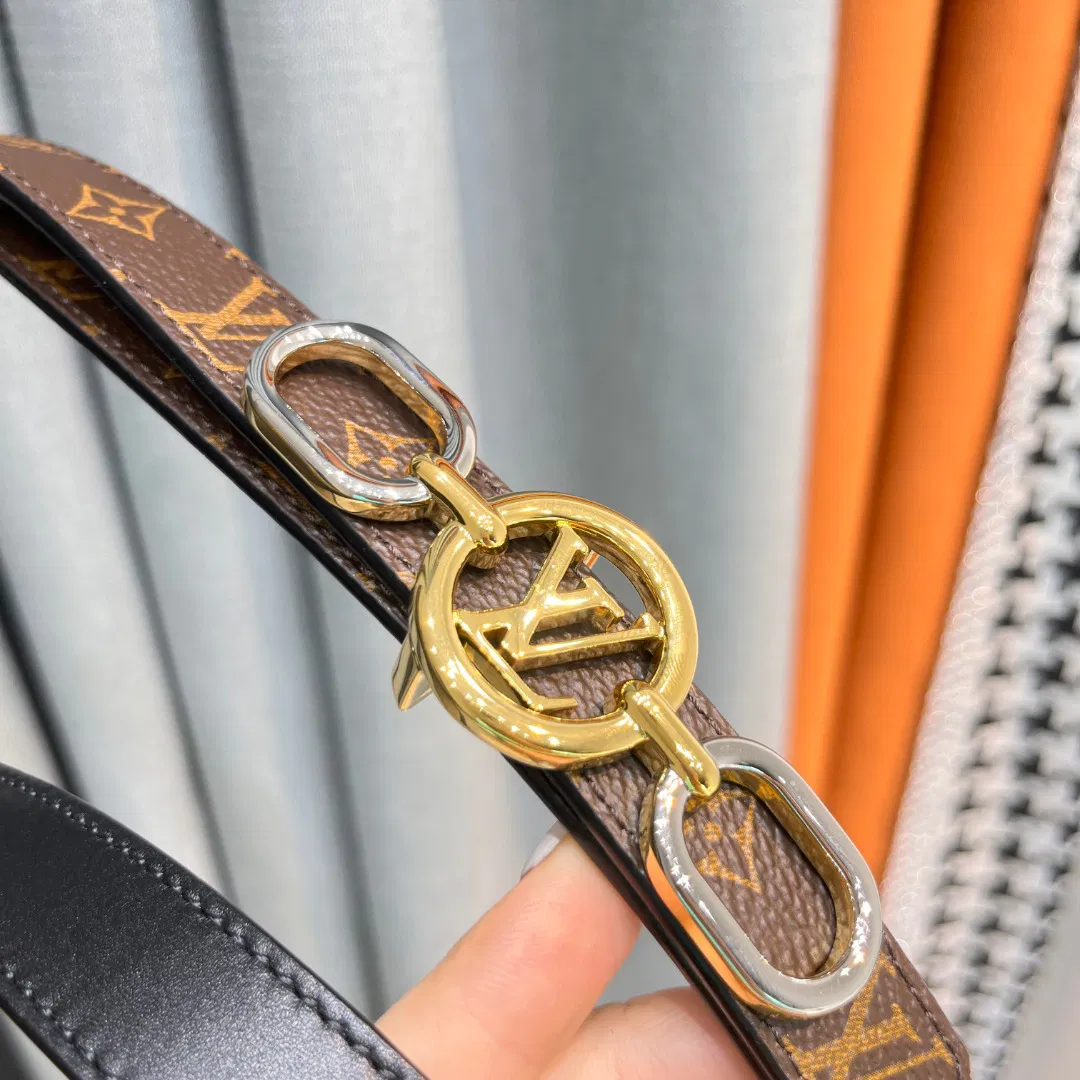 LV Diamond Plug Outlet — image 2