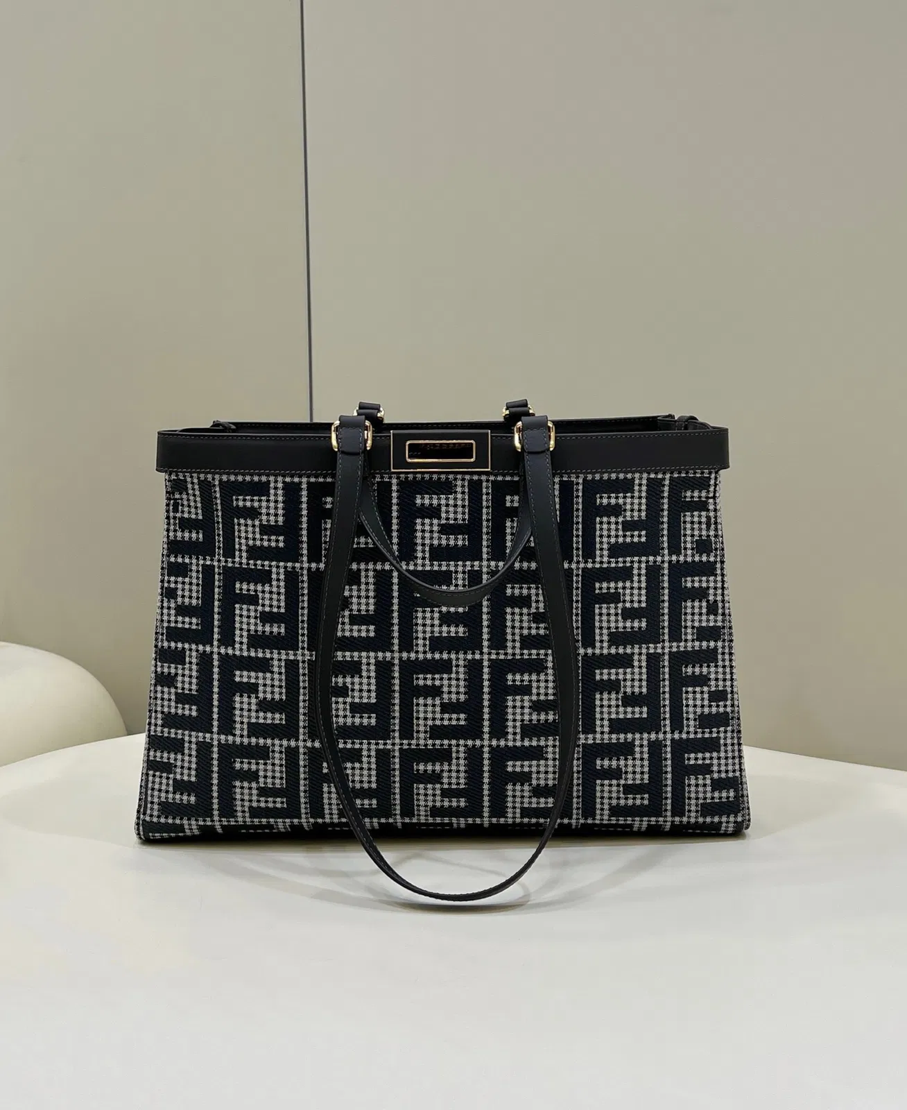 Fendi O’Lock