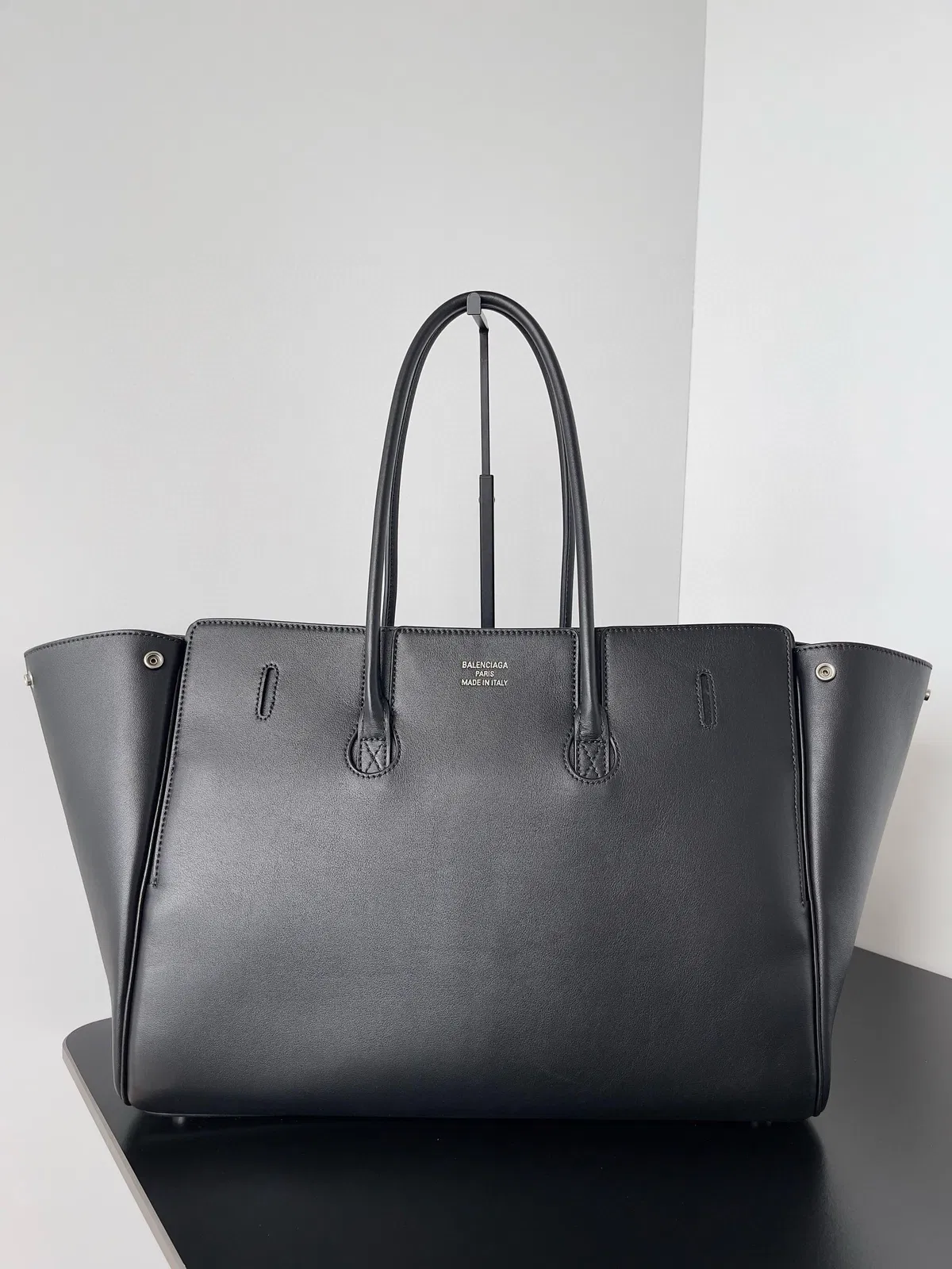 Knockoff Balenciaga Bel Air Carry All Medium Bag Noir Calfskin — image 7