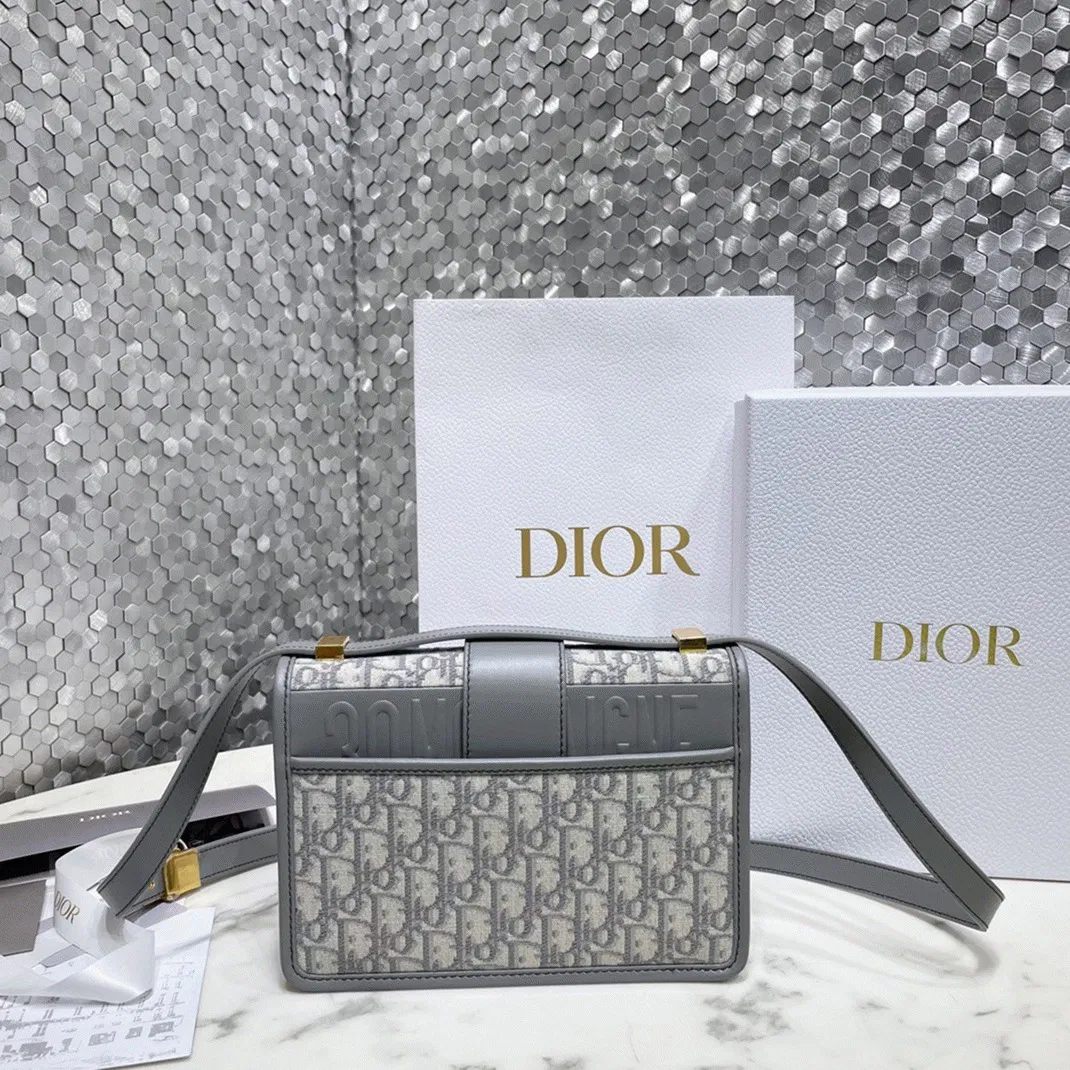 Dior 30 Montaigne Medium Bag in Grey Dior Oblique Jacquard — image 7