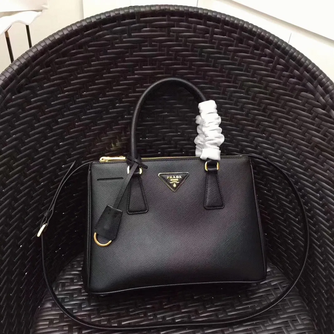 Prada Galleria Medium Bag in Black — image 6