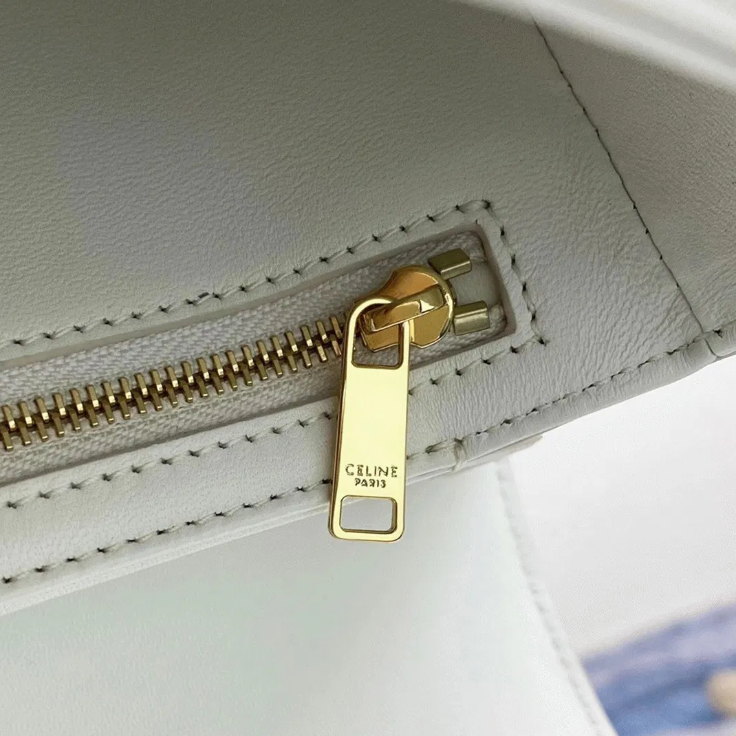 Top Quality Celine Triomphe Medium Bag In White — image 4