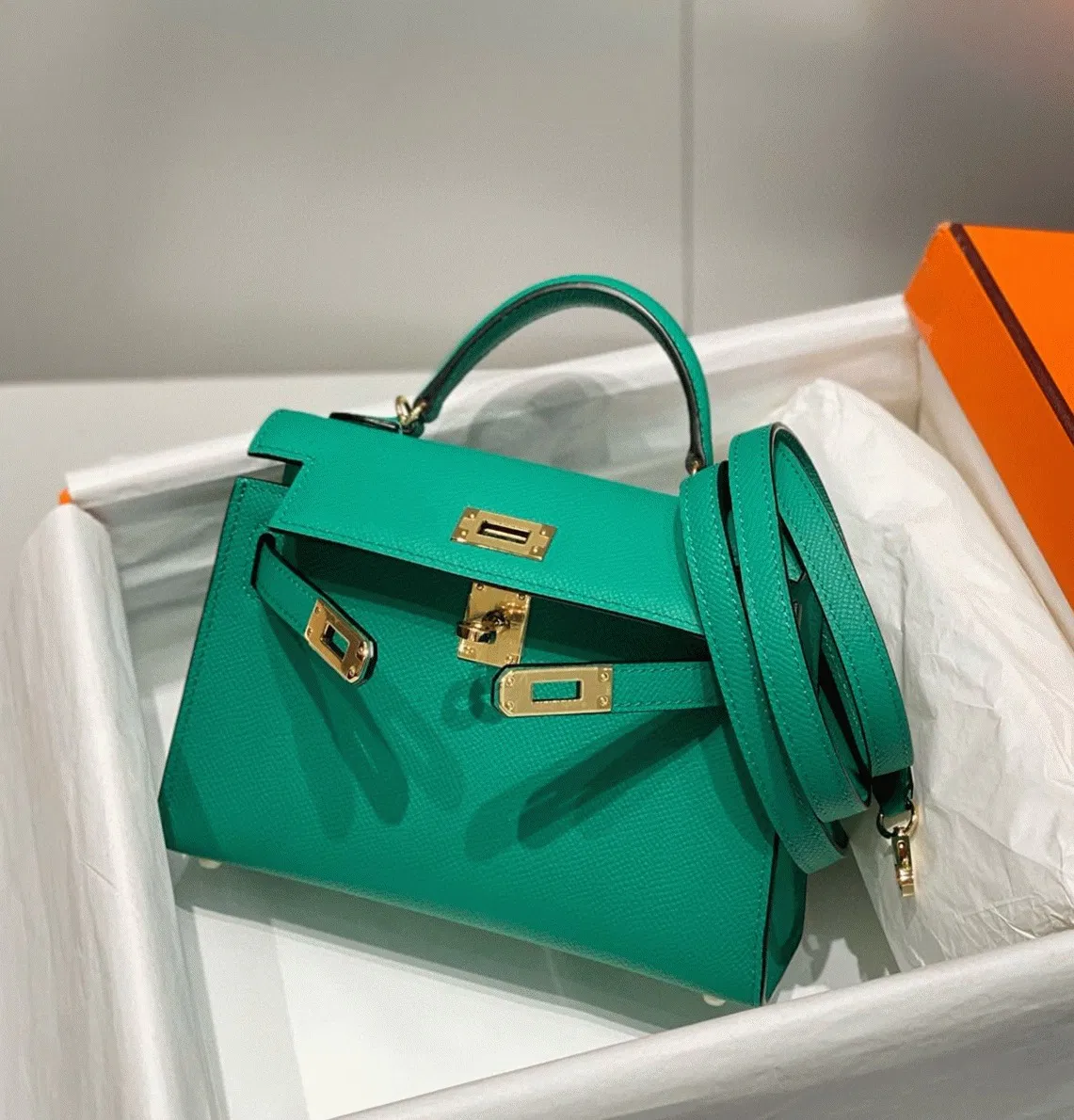 Hermes Kelly Mini II Bag in Vert Jade — image 4