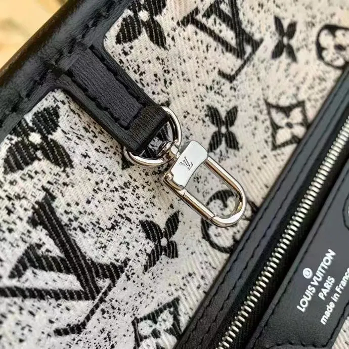 Neverfull MM — image 8