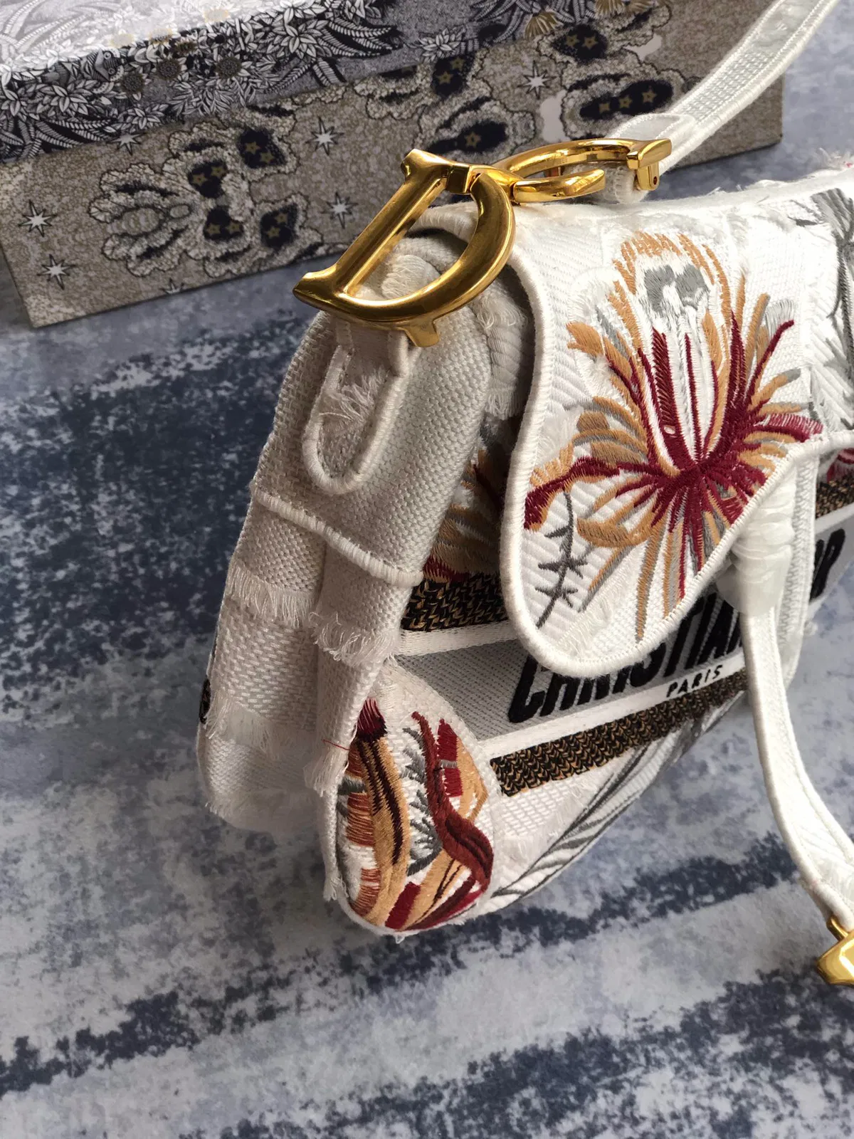 Dior Saddle Bag — image 4