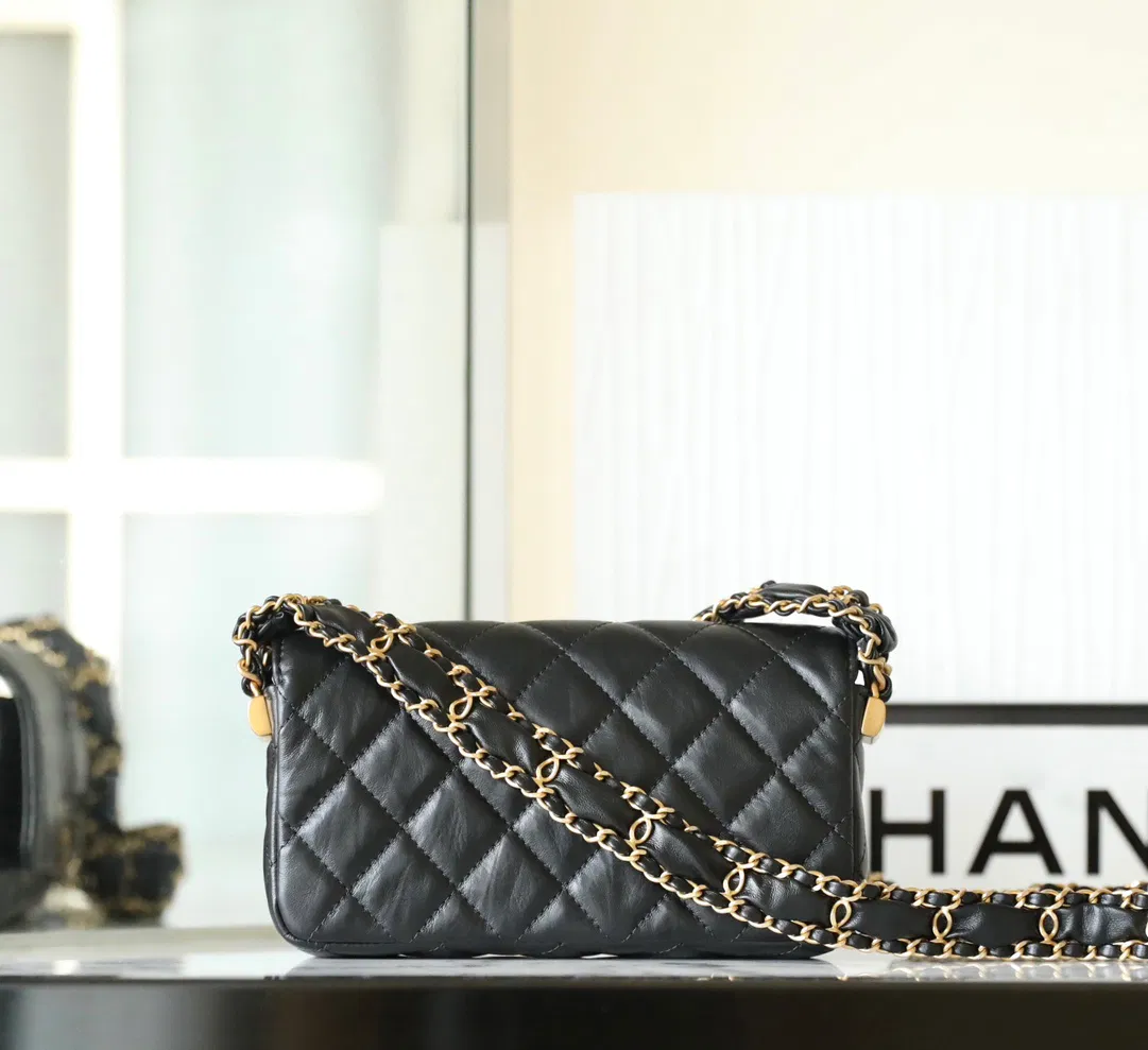 Flap bag — image 7