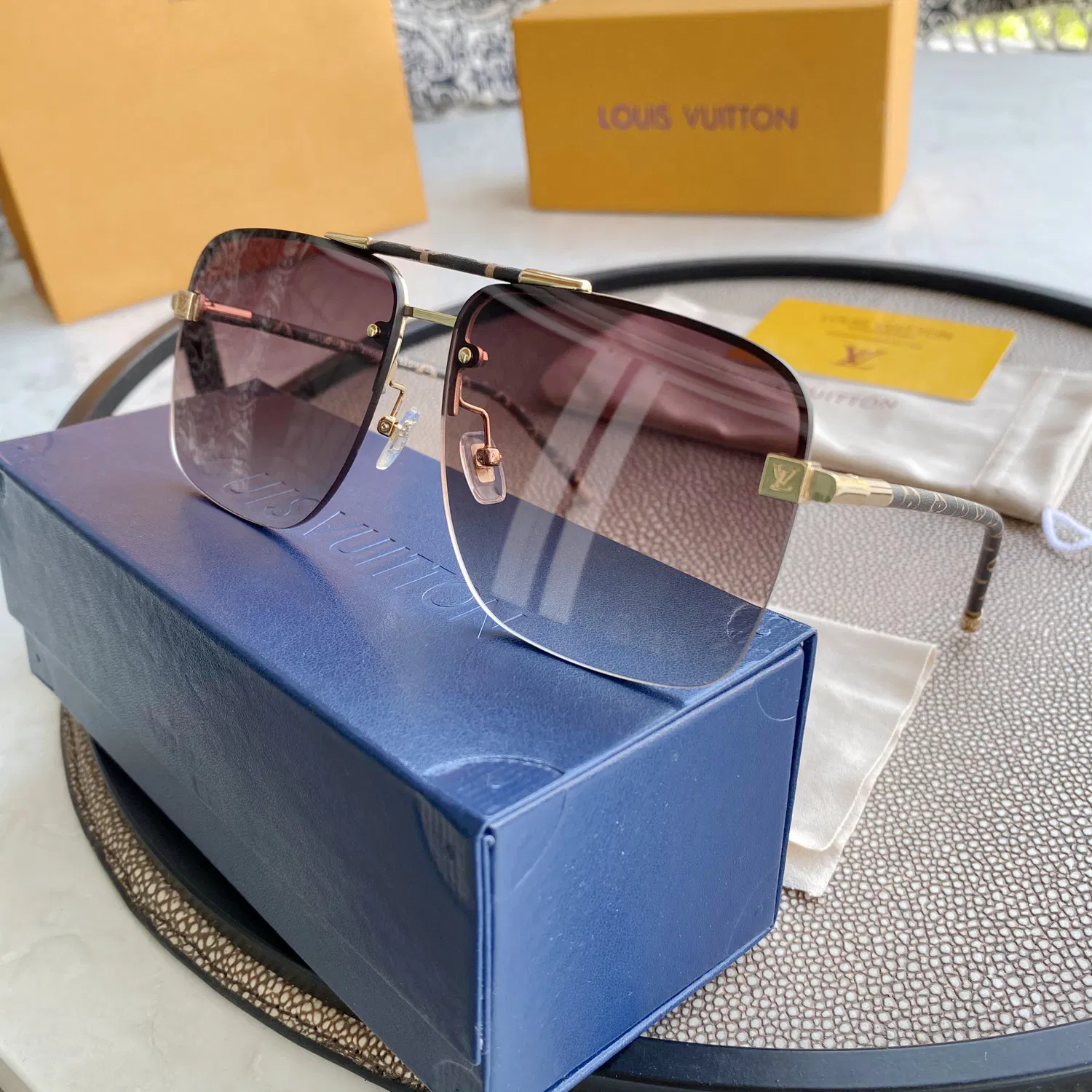 SAINT LAURENT EYEWEAR — image 2