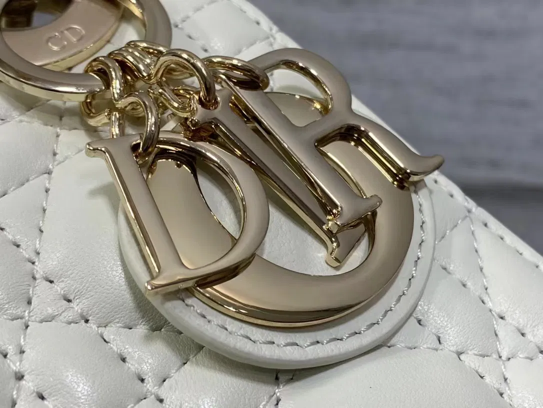 Lady Dior In White — image 3