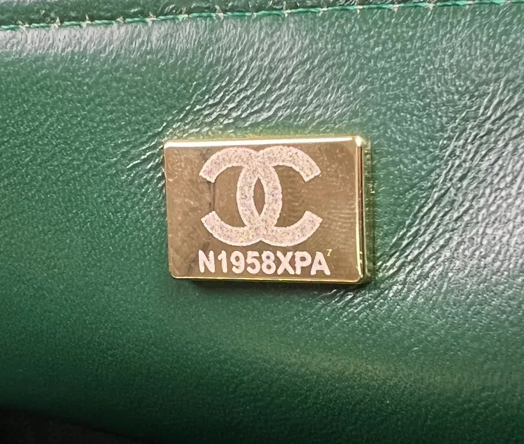 CLASSIC FLAP BAG — image 3