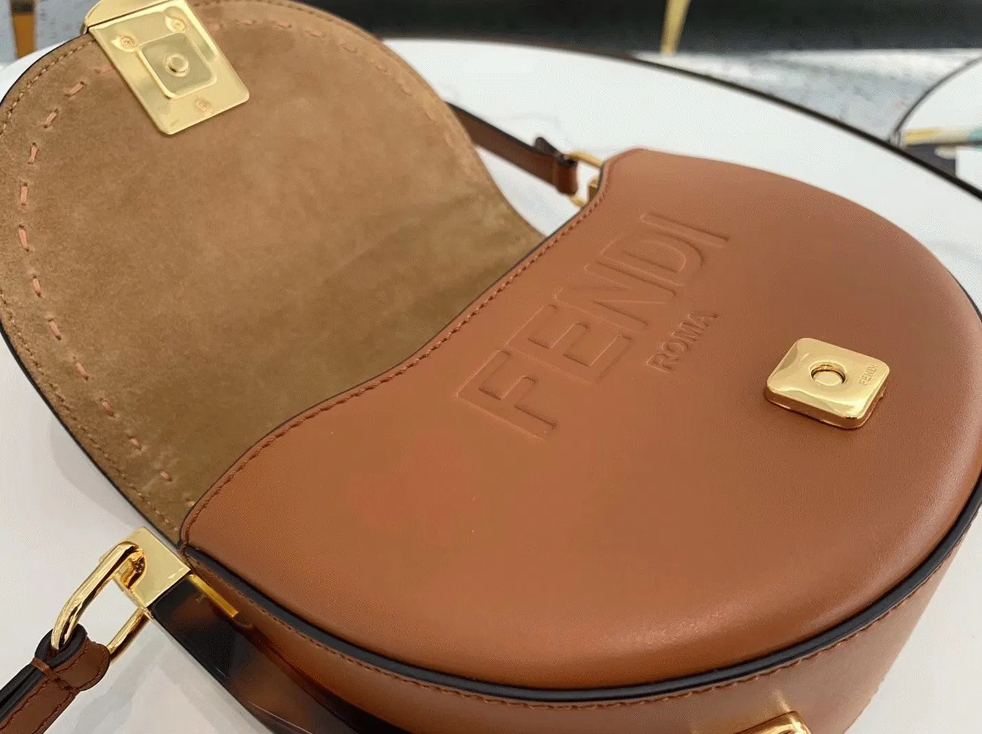 Top Quality Fendi Moonlight Saddle Bag In Brown Calfskin — image 6