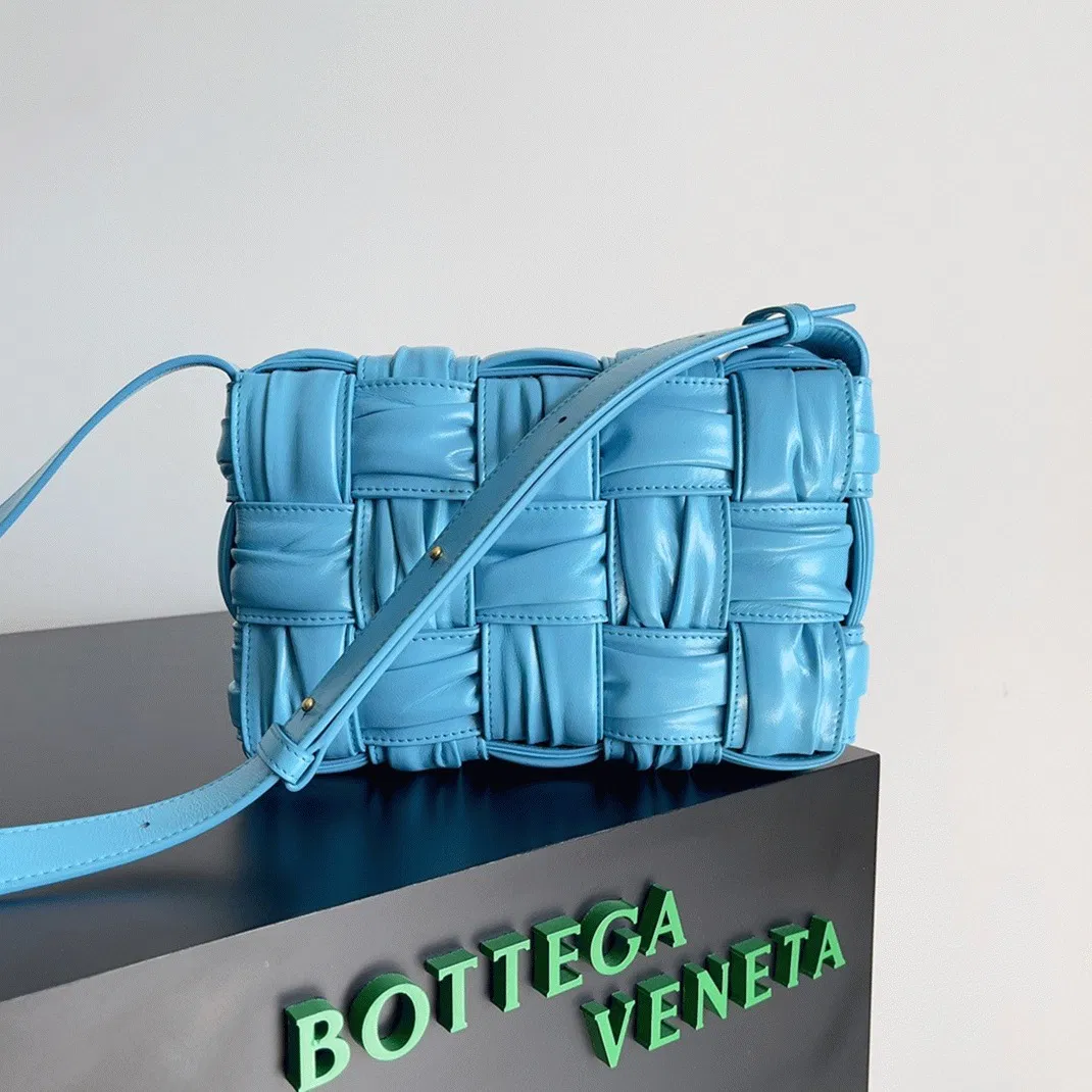 Top Quality Bottega Veneta Cassette Bag In Pool Foulard Intreccio Calfskin — image 6