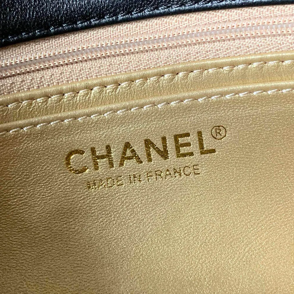 Chanel Pearl Crush Mini Rectangular Flap — image 5