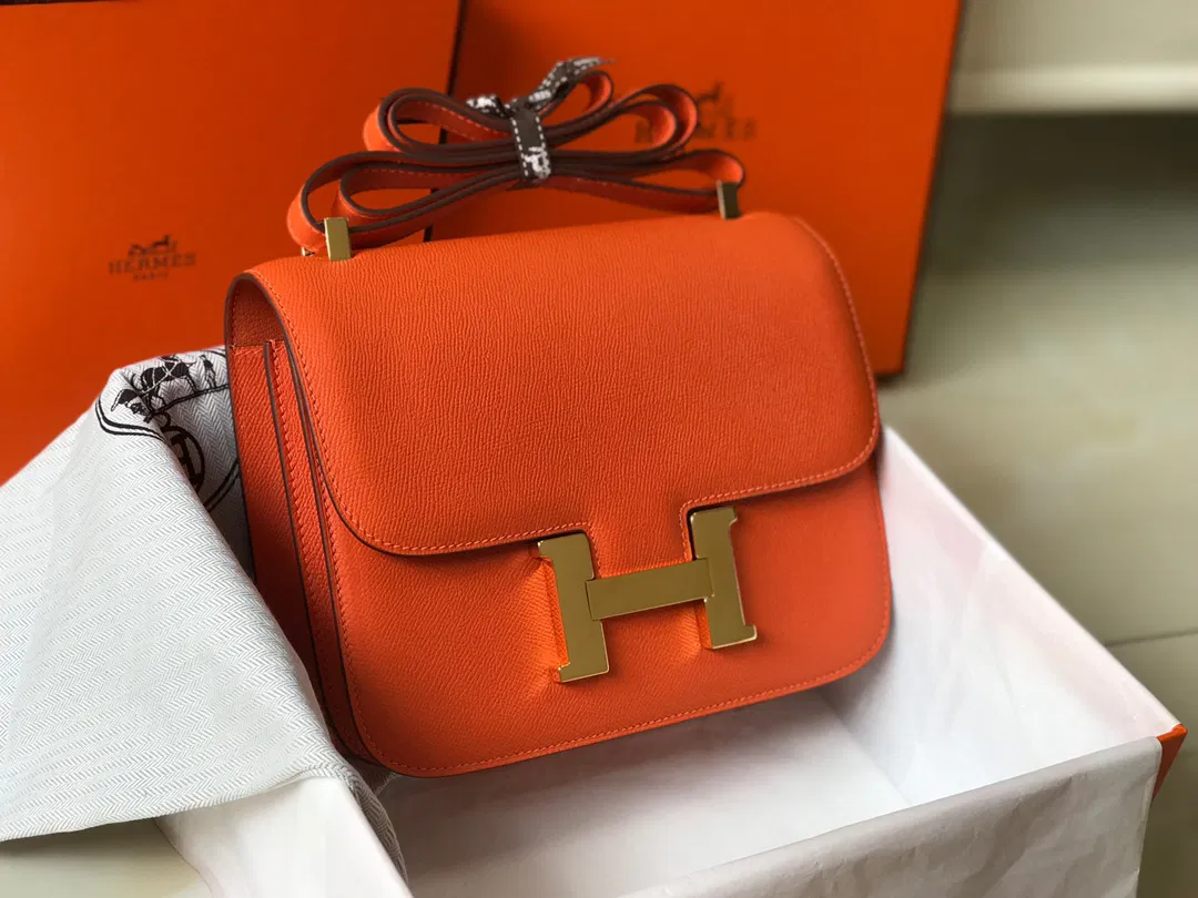 Hermes Constance — image 4