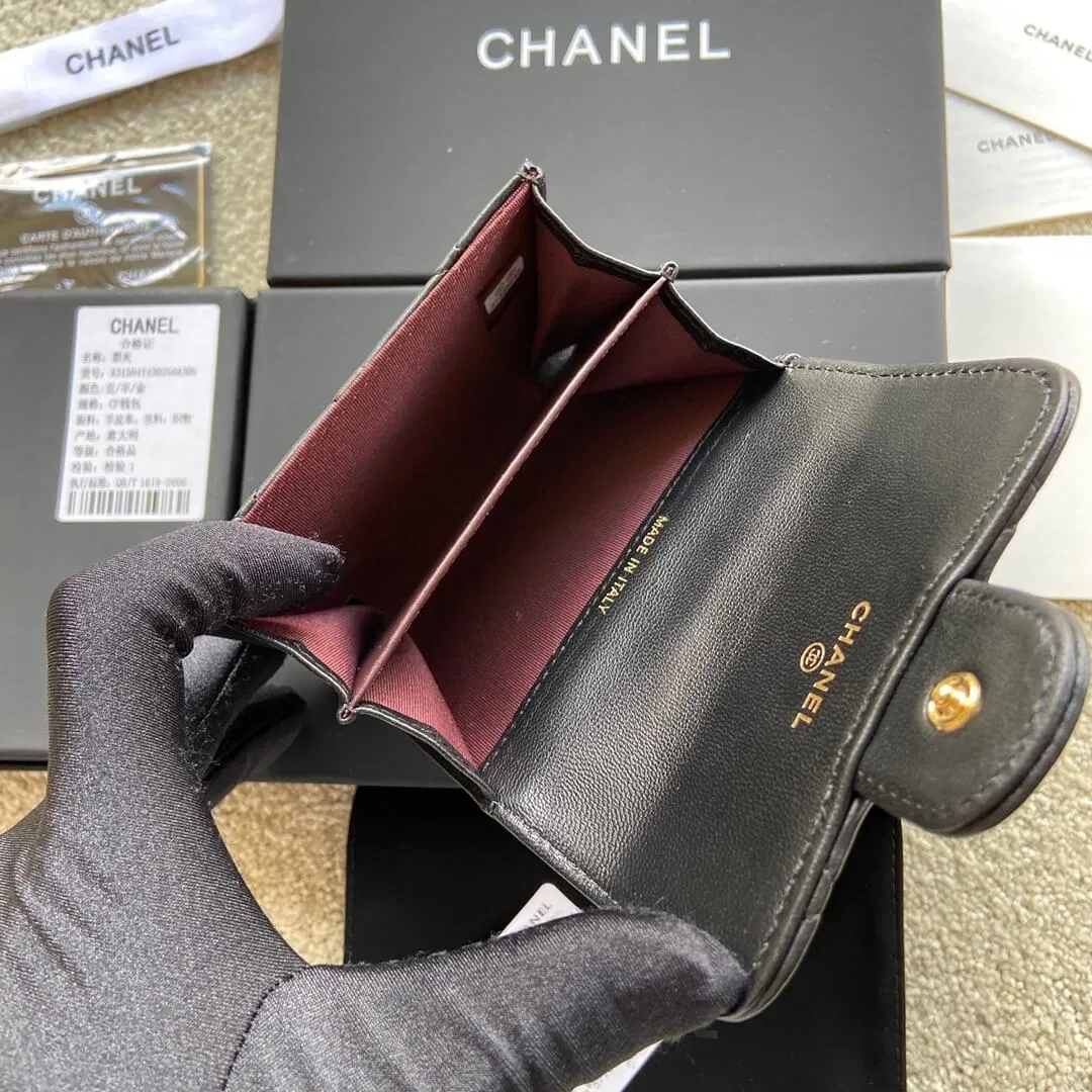 CHANEL Classic Small Flap Wallet — image 7