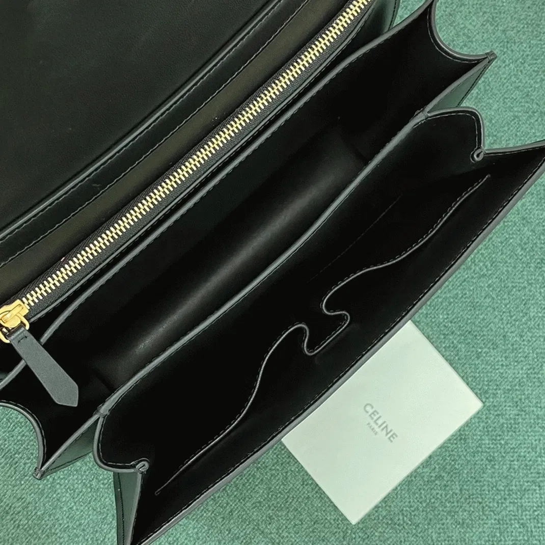 Top Quality Imitation Celine Classic Box Medium Bag In Black — image 11