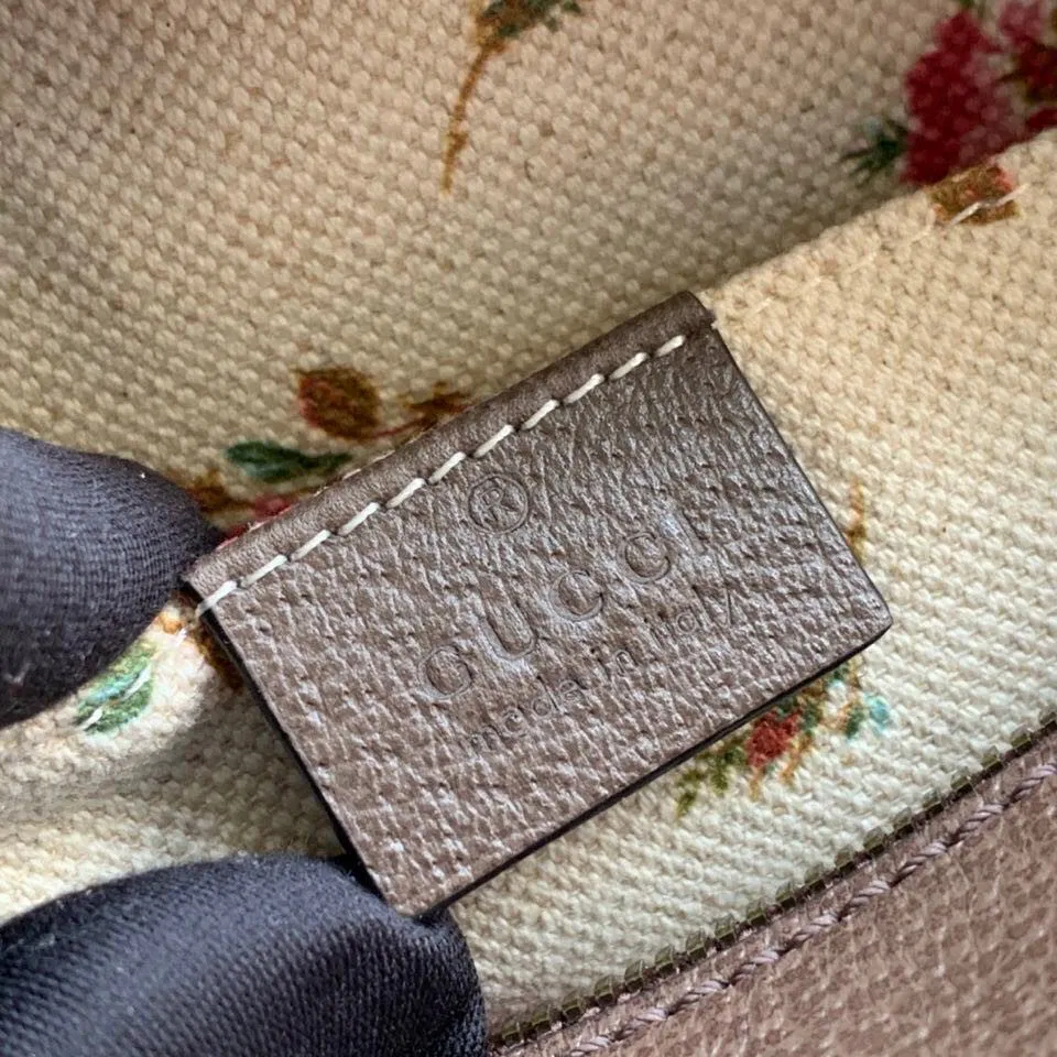 Neo Vintage GG Supreme messenger bag — image 4