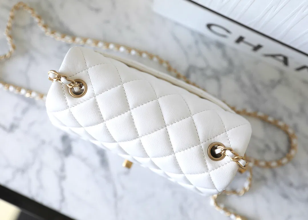Chanel 24 — image 6