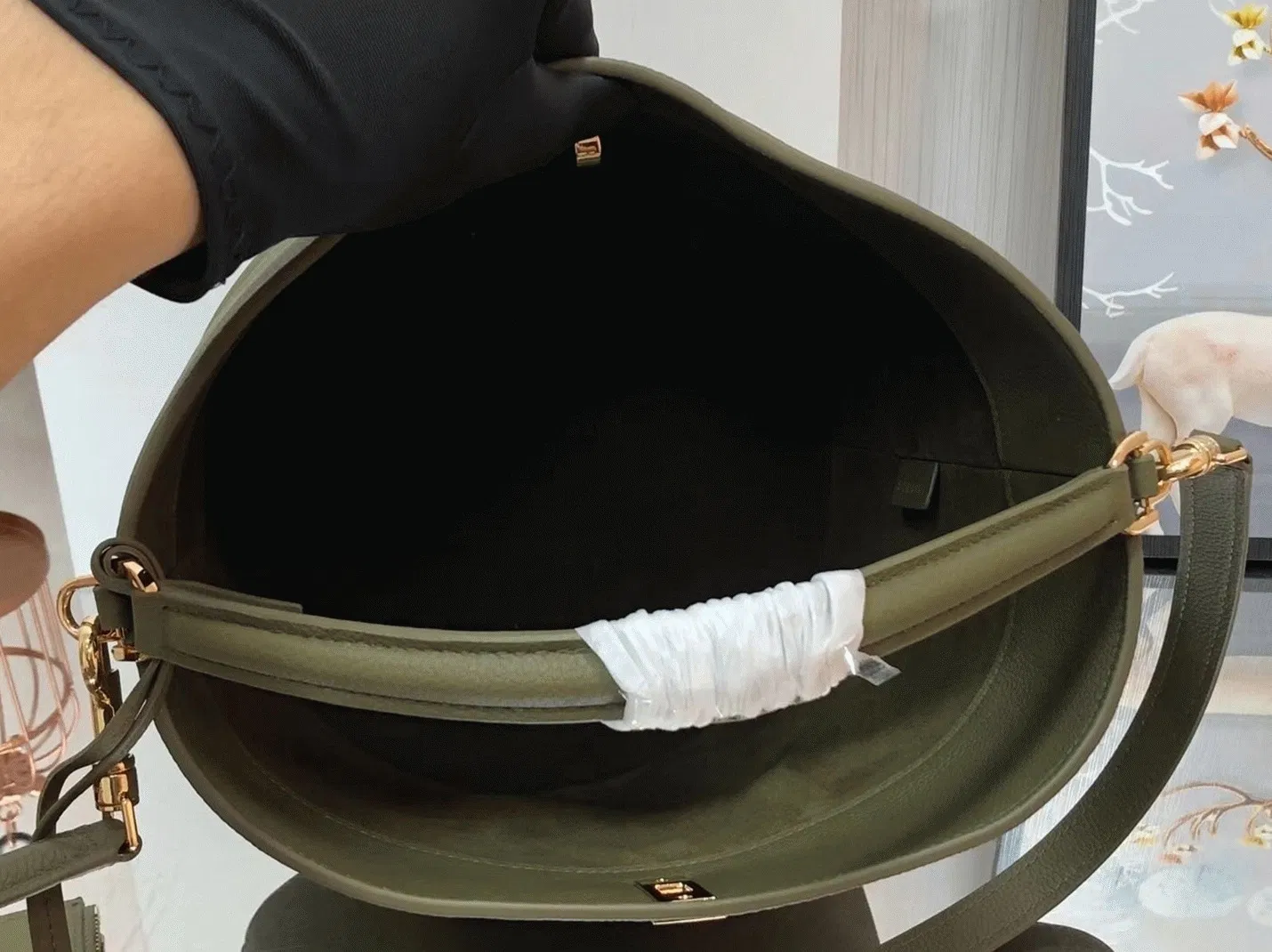 Top Quality Celine Bucket 16 Bag In Dark Olive — image 6