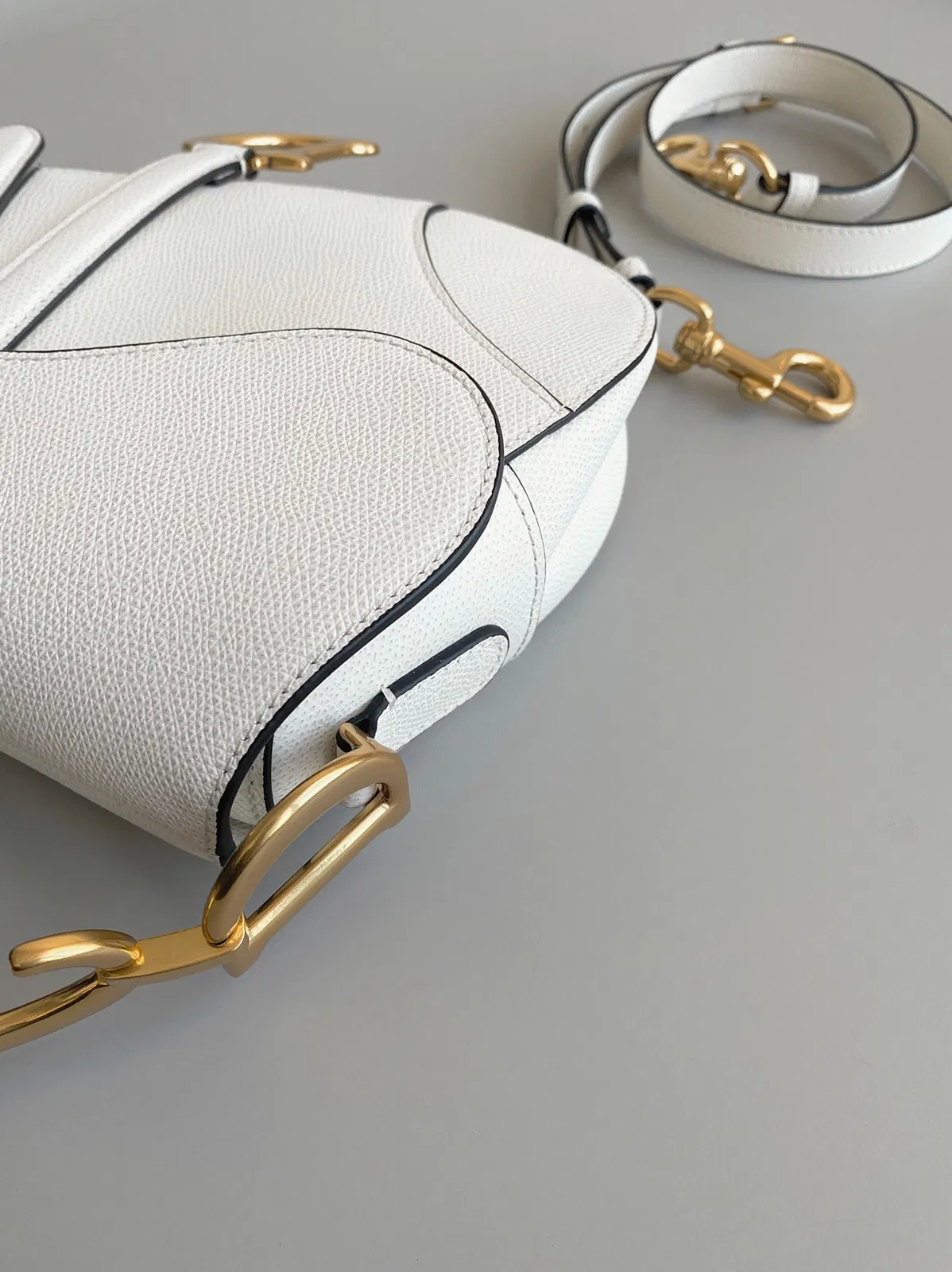 Dior Saddle Bag with Strap in White Grained Calfskin — image 5