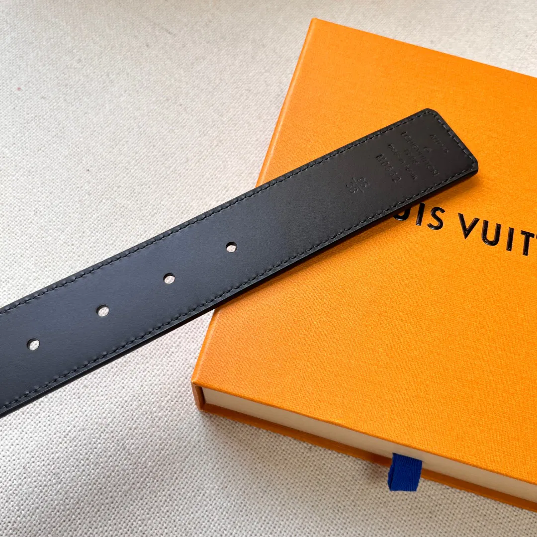 LV initiales — image 8