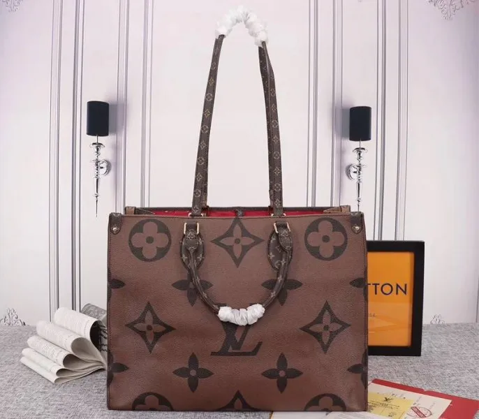 Louis Vuitton Giant Canvas Onthego GM Tote — image 2