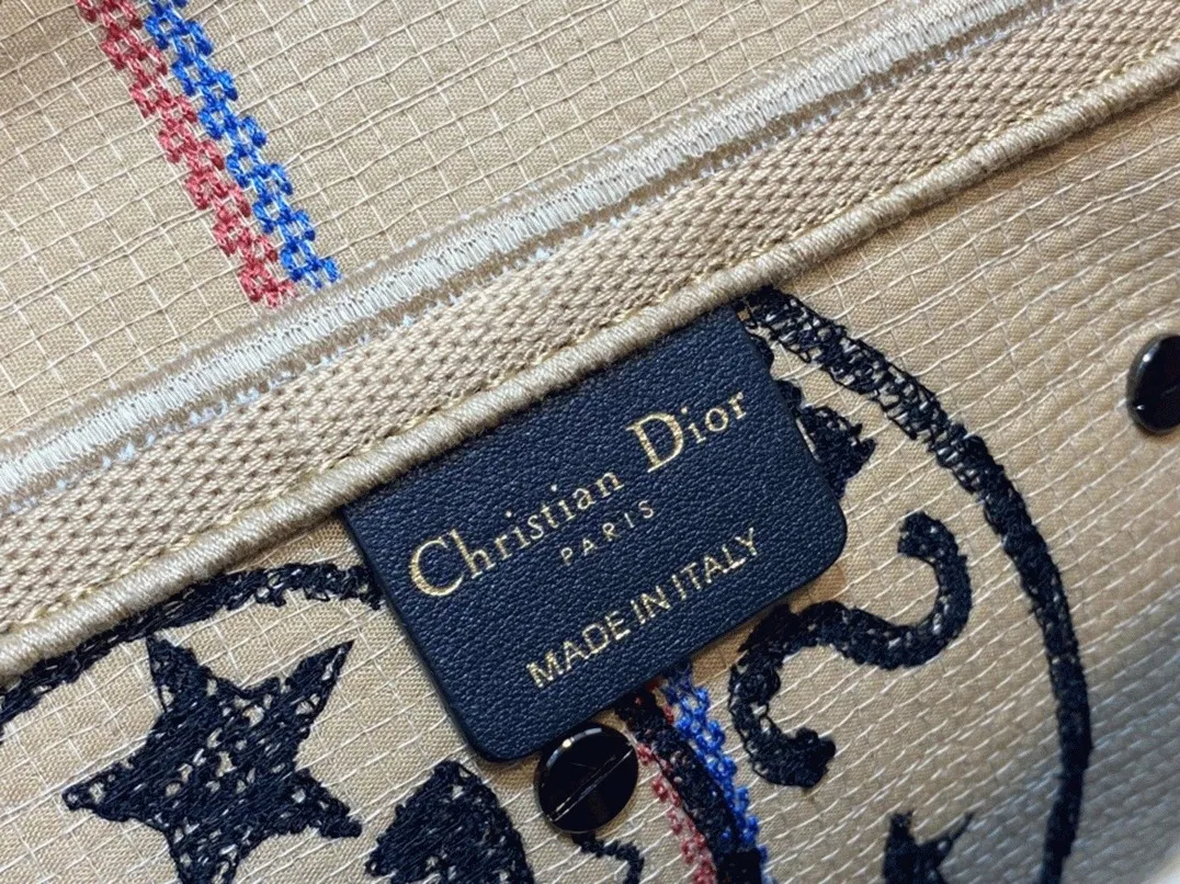 Dior Saddle Bag Knockoff in Beige Jute Canvas with Dior Union Motif — image 6