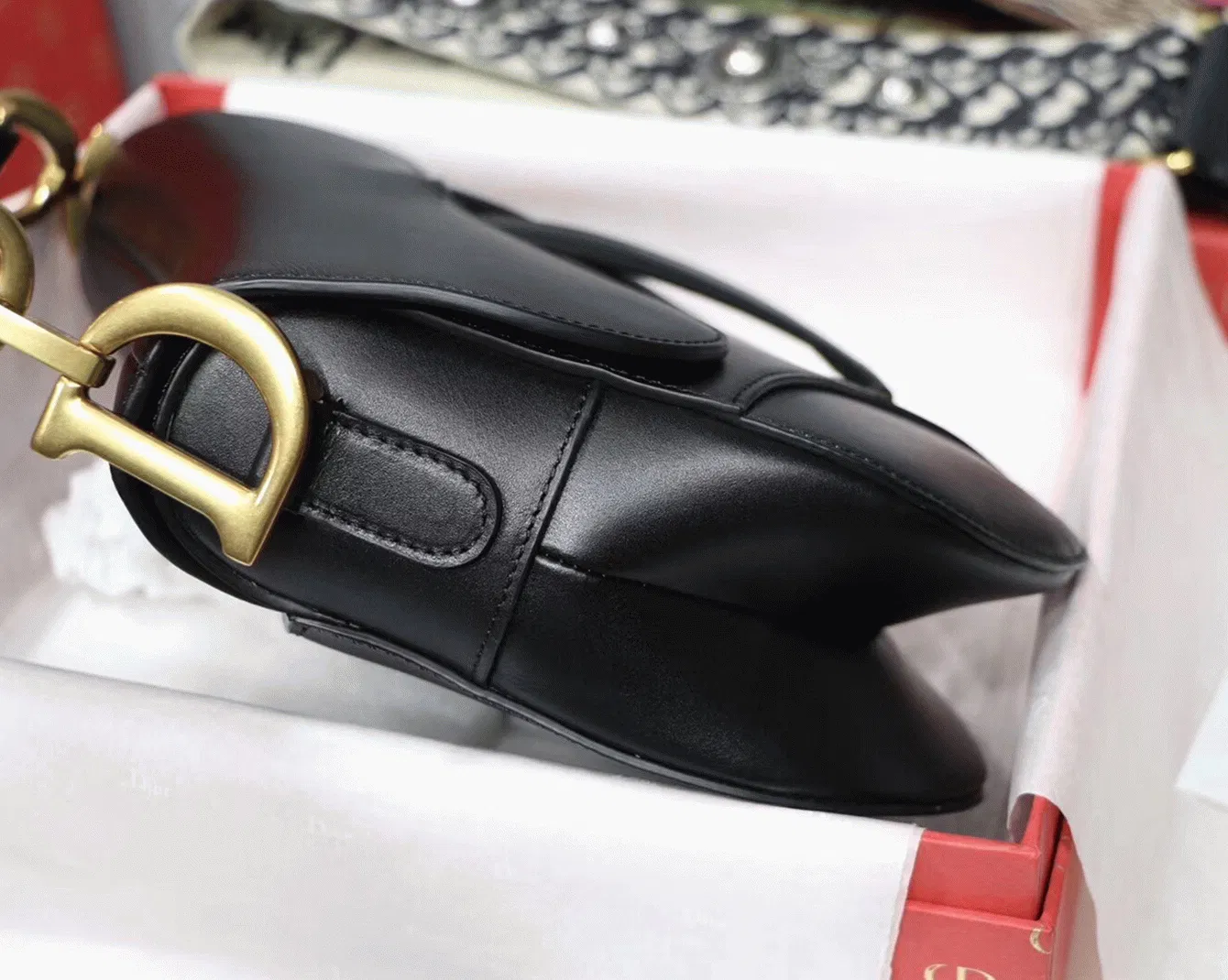 Dior Saddle Bag in Black Smooth Calfskin — image 4