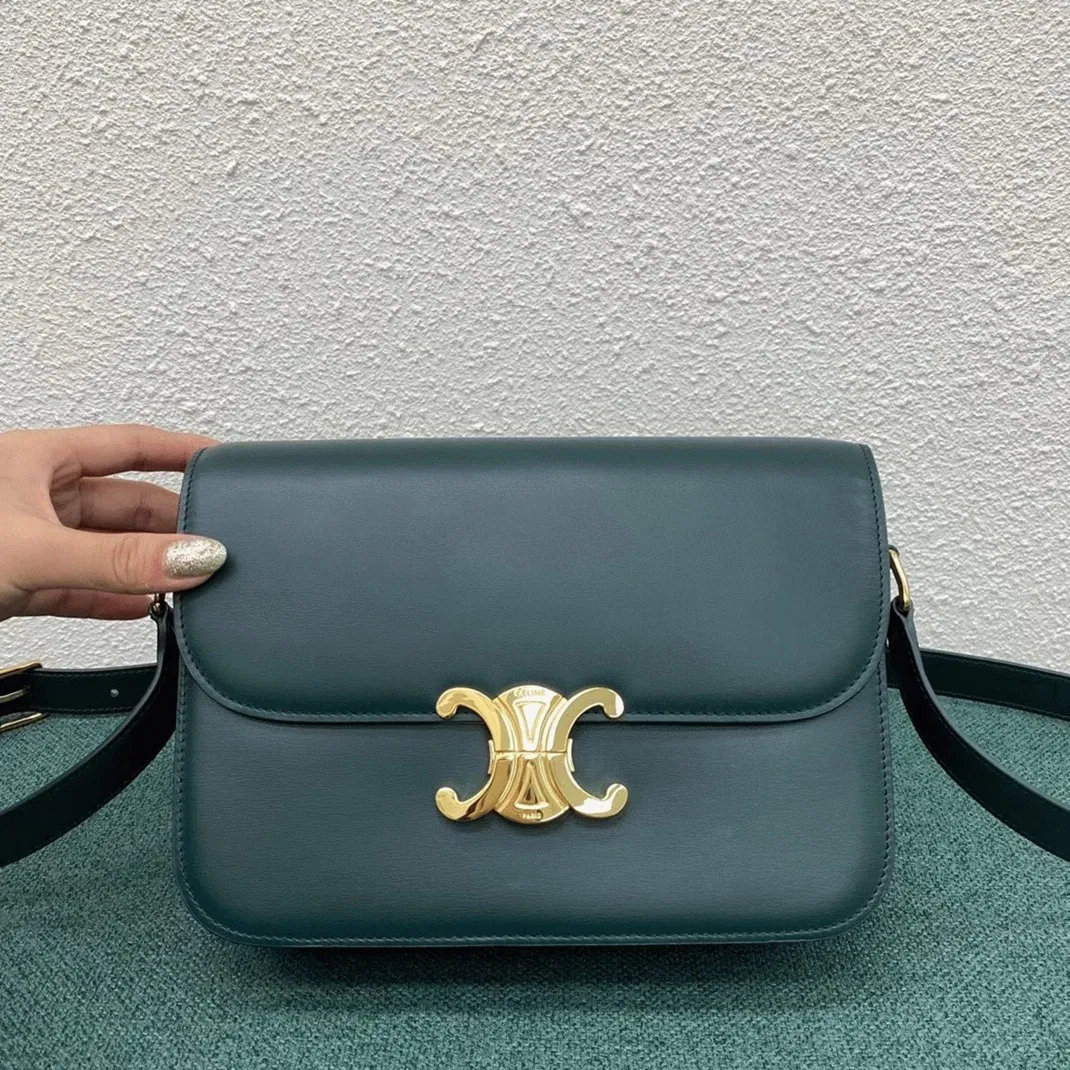 Top Quality Celine Triomphe Medium Bag In Amazone — image 2