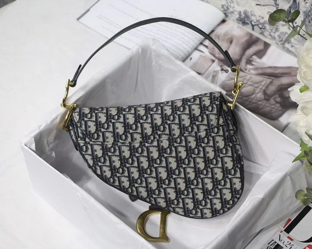 Dior Saddle Bag Knockoff in Blue Dior Oblique Jacquard — image 3