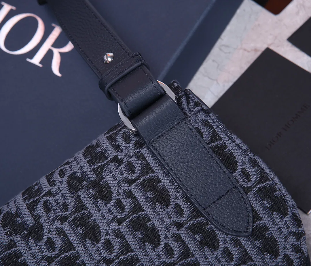 Dior Saddle Man’s Bag — image 5