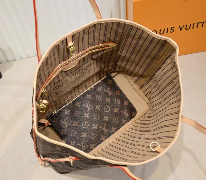 Louis Vuitton Monogram Canvas Neverfull MM Tote In Beige — image 5