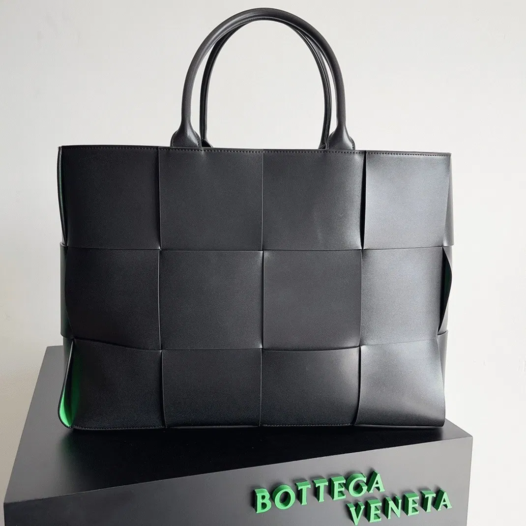 Bottega Veneta Large Arco Tote Bag Black — image 8