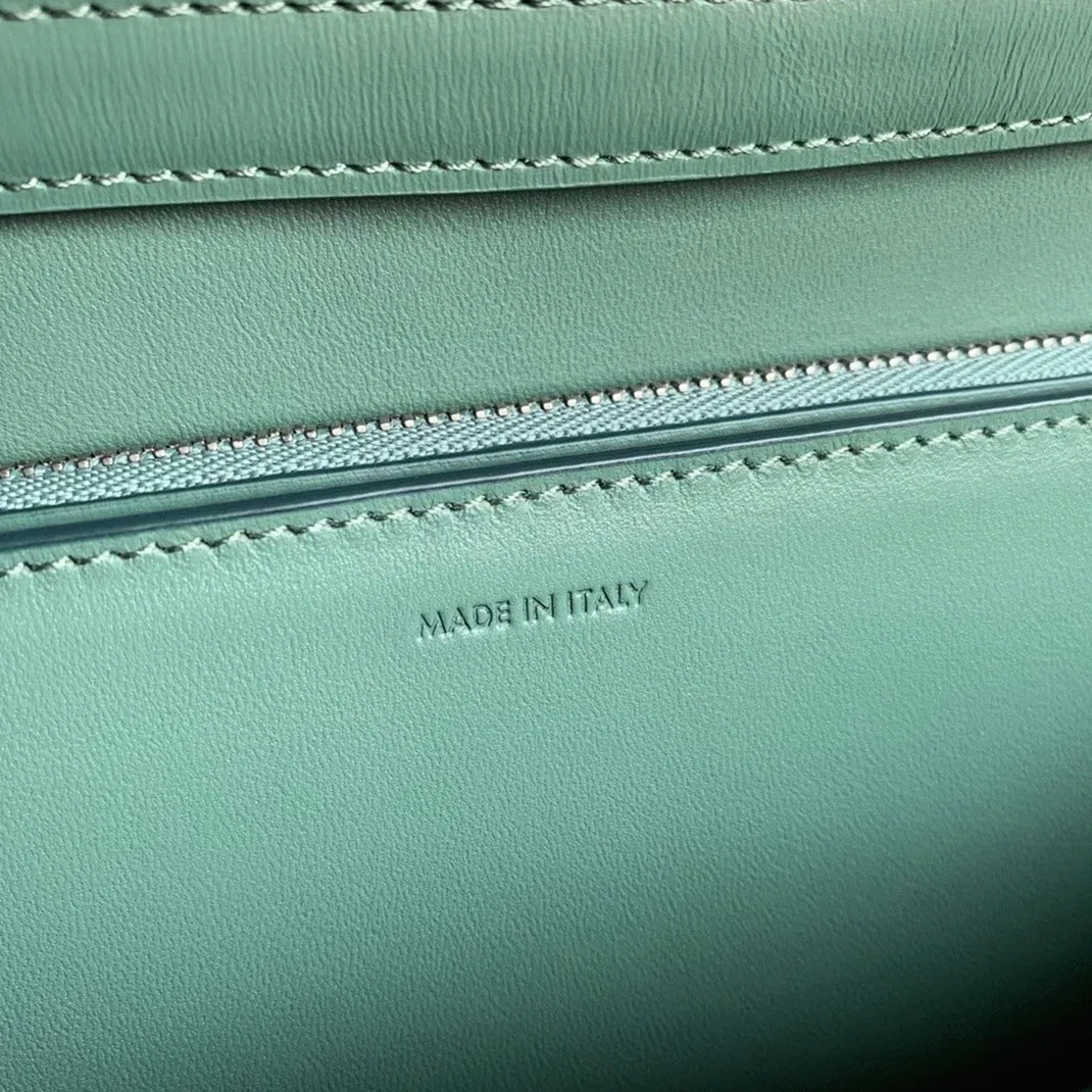 Top Quality Celine Classic Box Medium Bag In Celadon — image 3