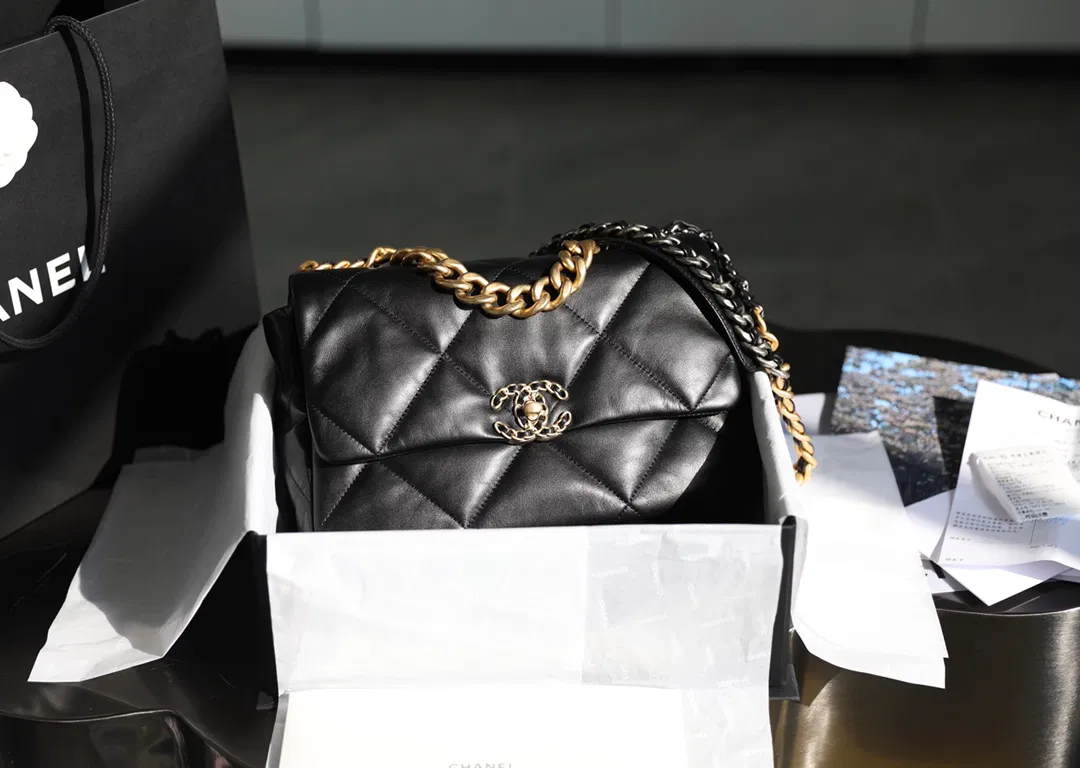 Chanel 19 — image 5