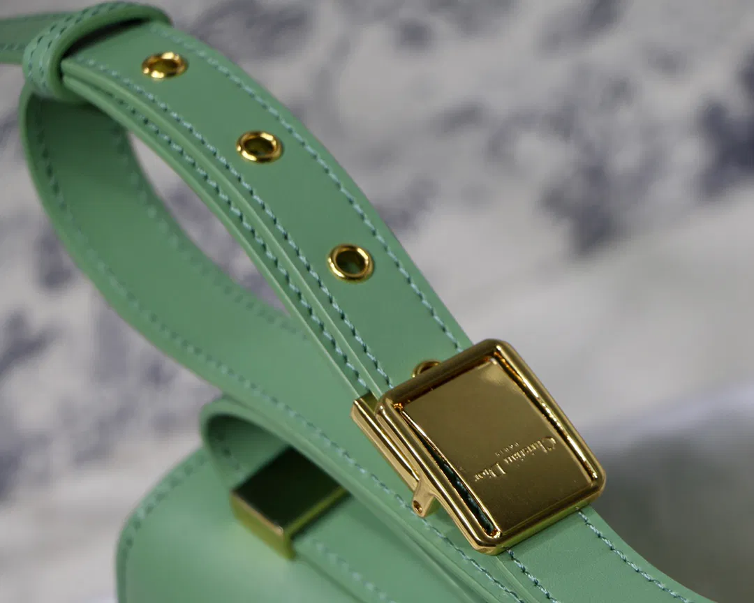 Dior 30 Montaigne — image 6