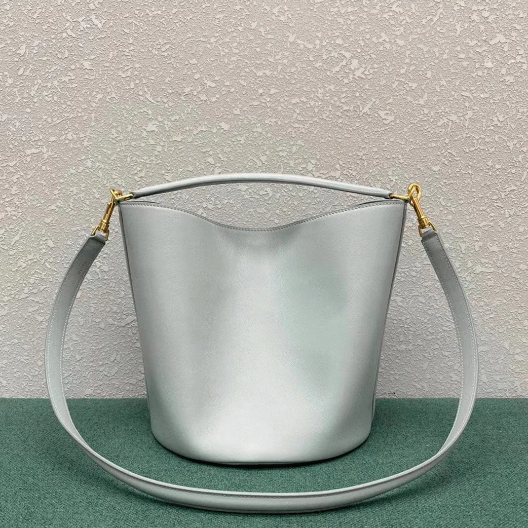 Top Quality Celine Bucket 16 Bag In Mineral Smooth Calfskin — image 3