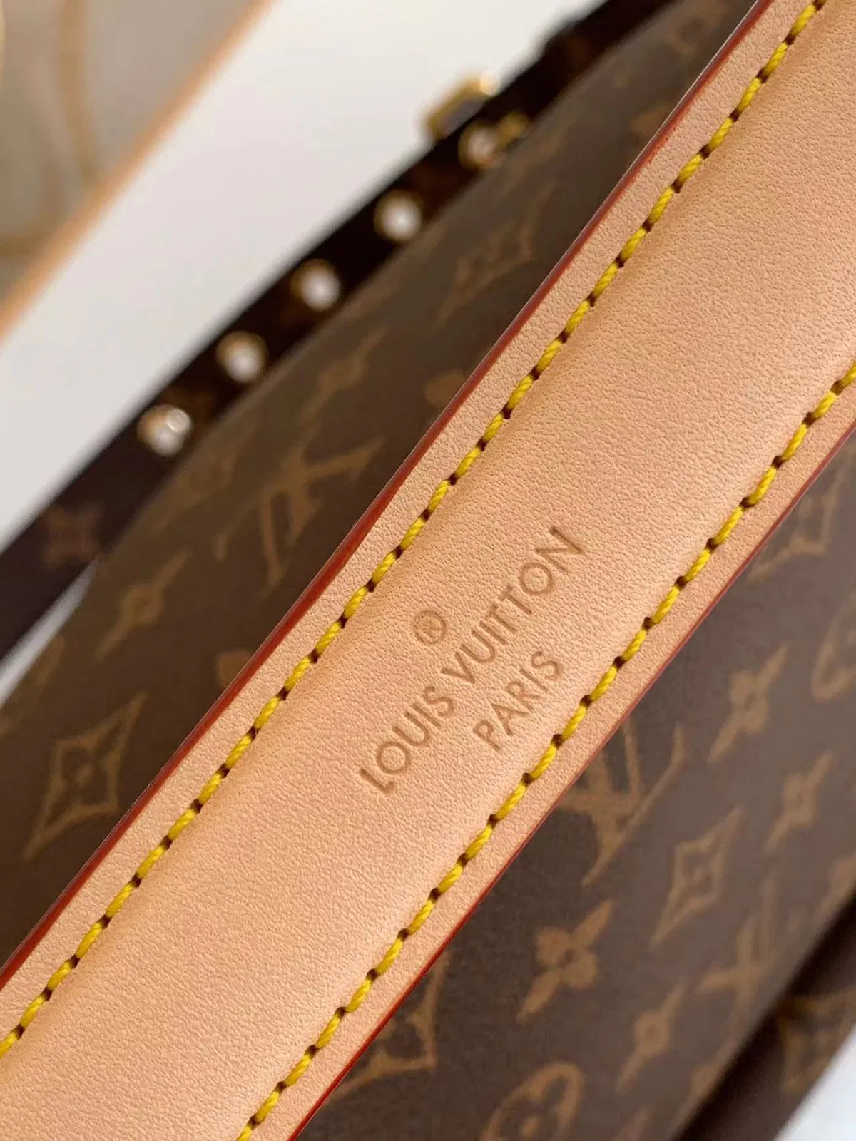 LV TOTE bag — image 3