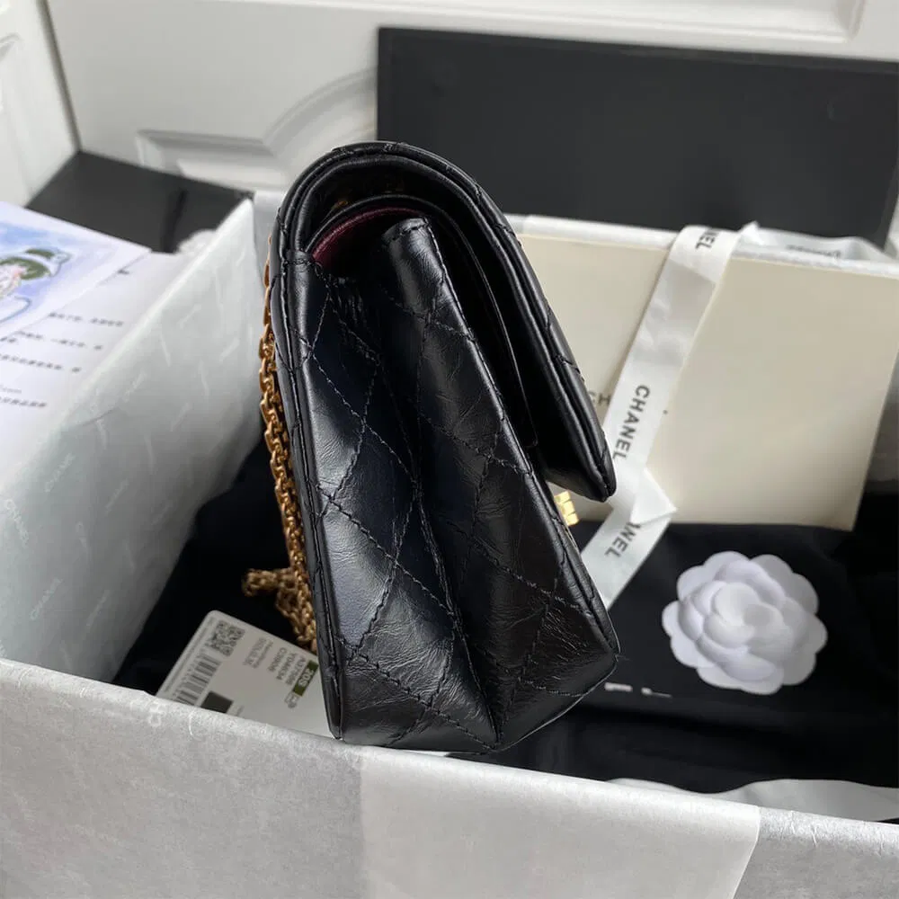 CHANEL 2.55 HANDBAG — image 4