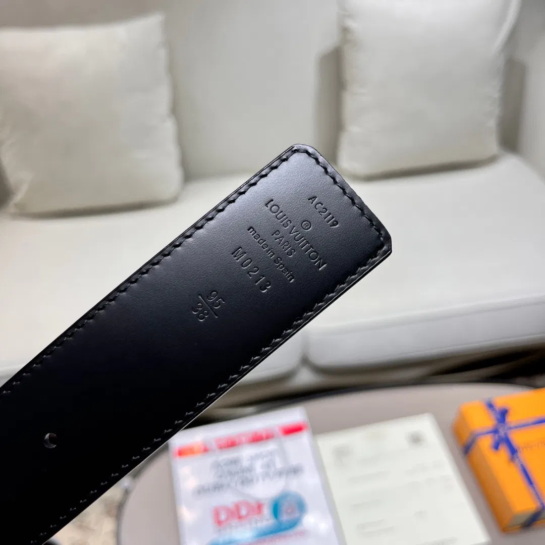LV INITIALES — image 7
