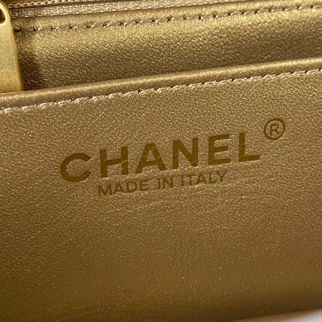 Chanel mini flap bag — image 7