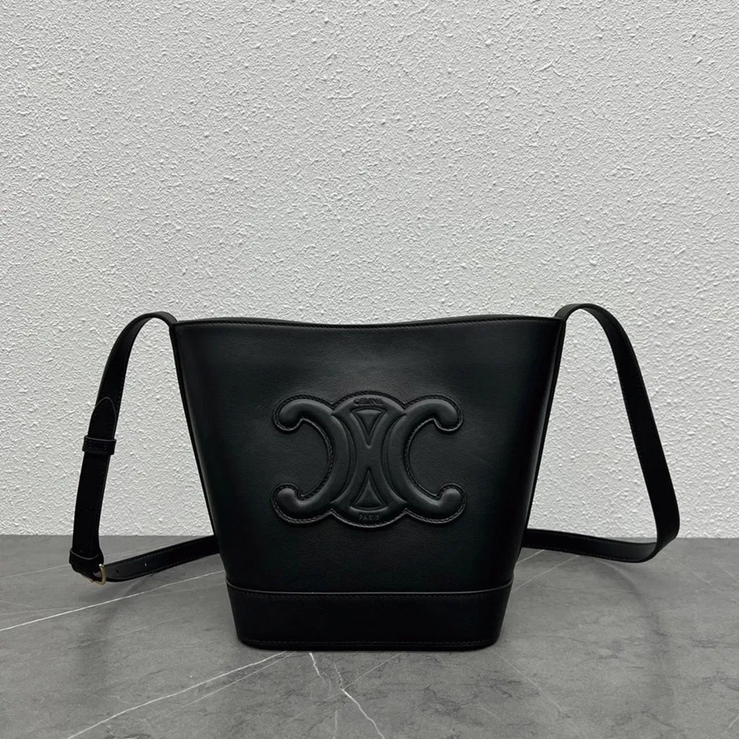Top Quality Knockoff Celine Small Bucket Cuir Triomphe In Black Calfskin — image 3
