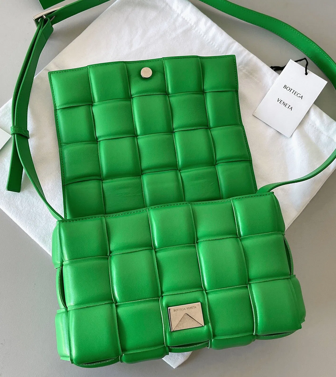 Top Quality Knockoff Bottega Veneta Padded Cassette Bag In Parakeet — image 2