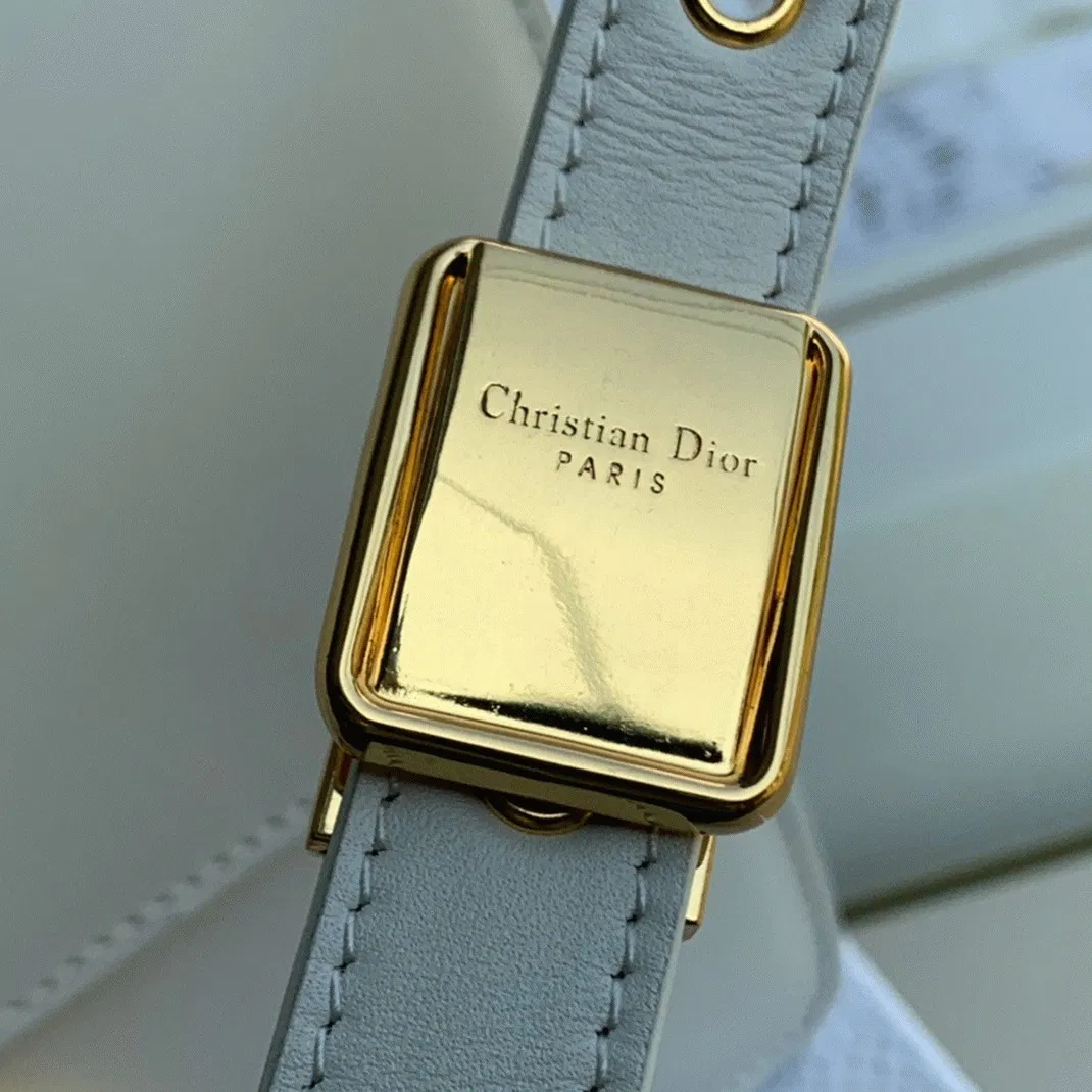 Dior 30 Montaigne Medium Bag in White Box Calfskin — image 2