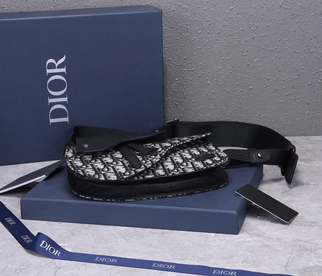 Dior Men’s Saddle Bag — image 4