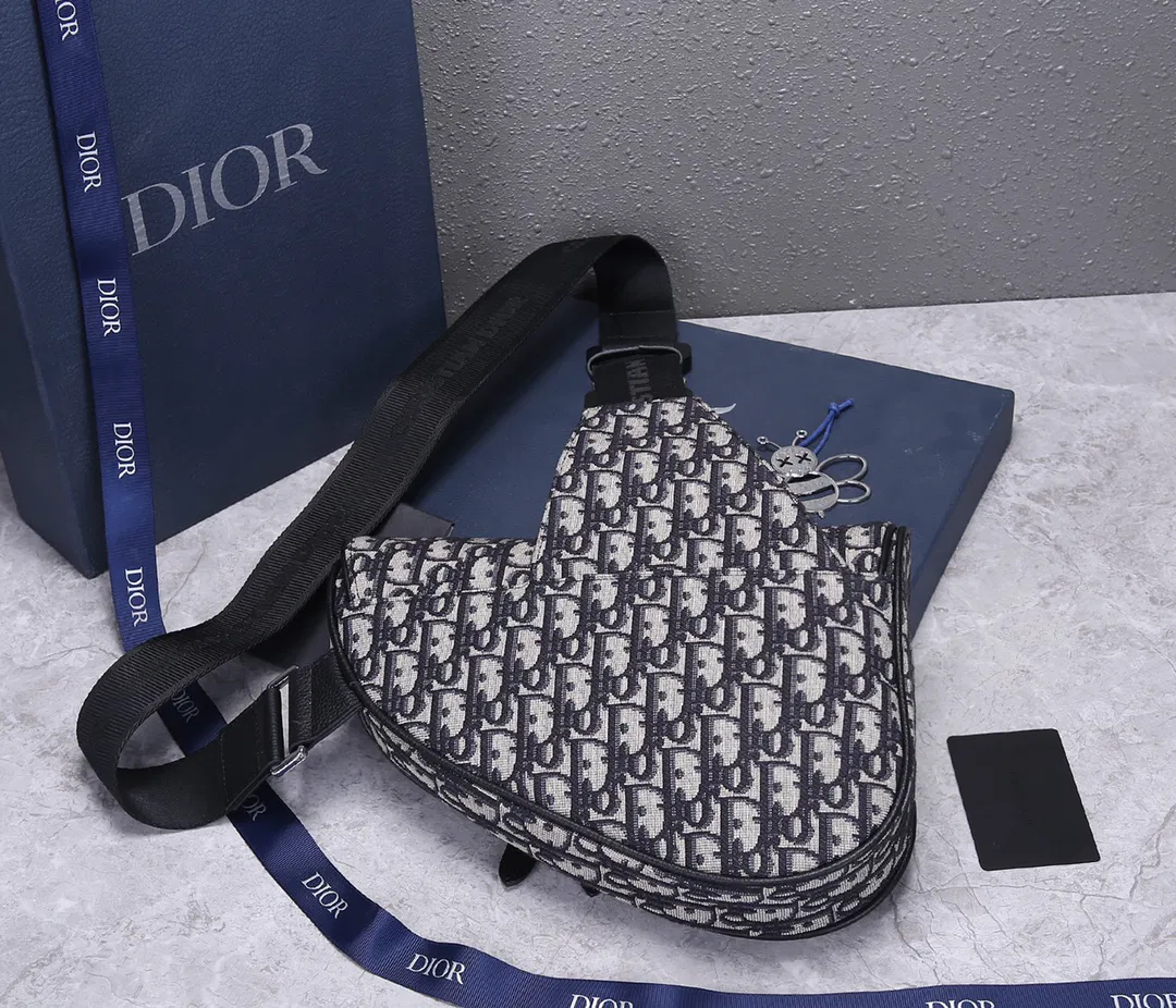 Dior Men’s Saddle Bag — image 4